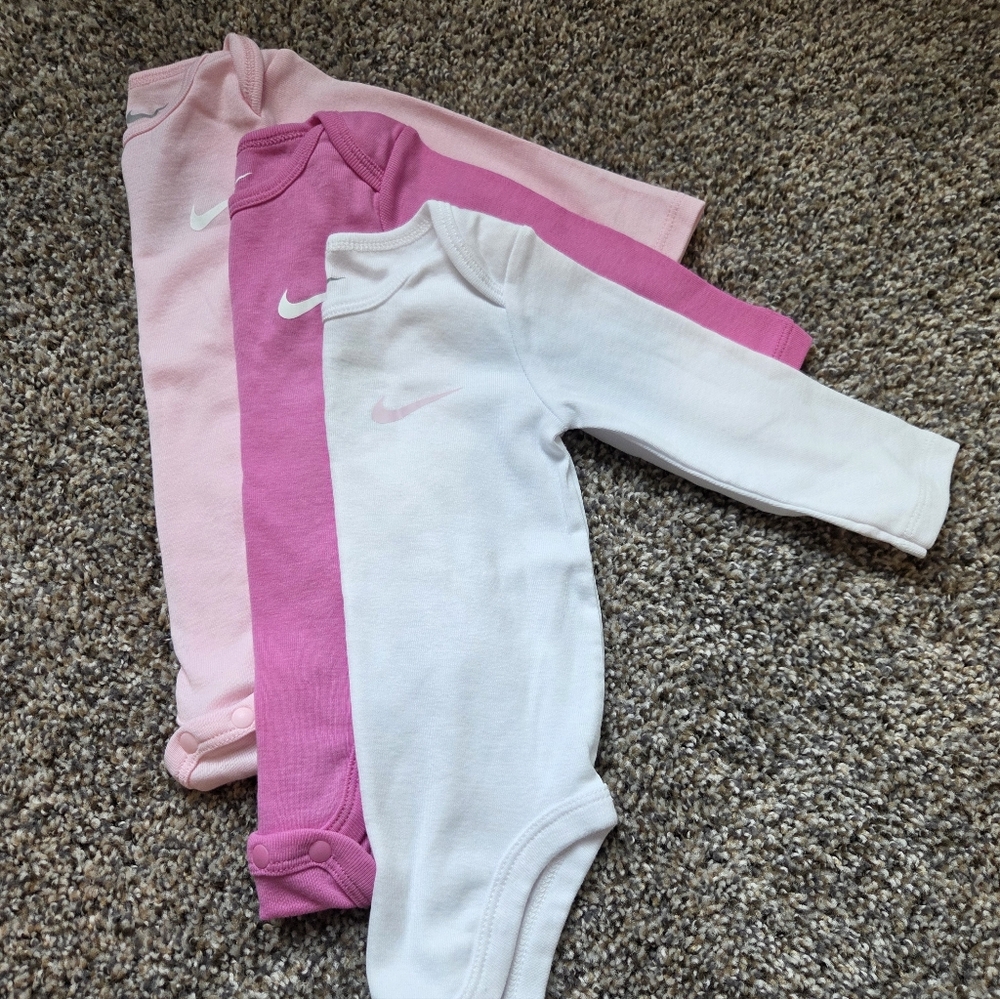 Nike Kids Bodysuit Trio - Pink and White